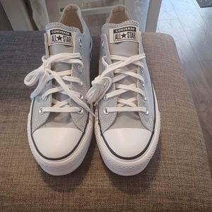 Converse Chuck Taylor Tennis Shoes Gray Size 9